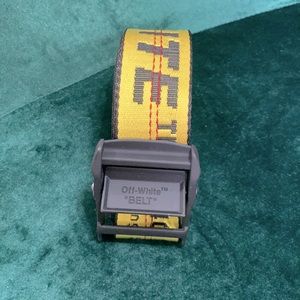 Off—White Industrial Tape belt